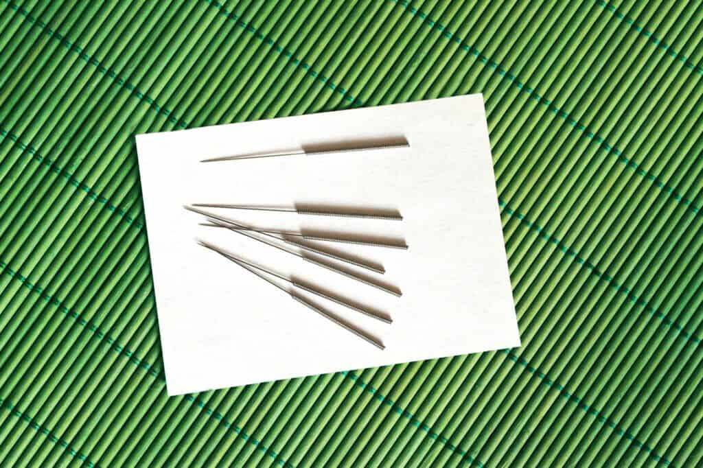 acupuncture needle